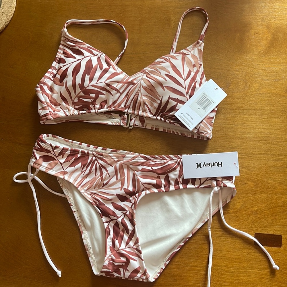 Hurley 2 piece bathing suit